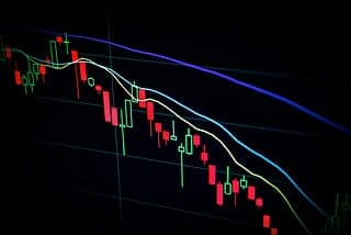 The Marcenko-Pastur Theorem and its use in portfolio Allocation